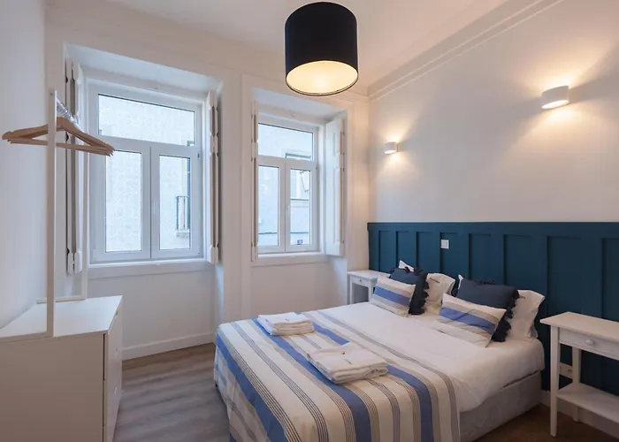 Flh Graca Charming Duplex With Small Pool Apartamento