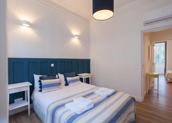 Flh Graca Charming Duplex With Small Pool Apartamento Lisboa