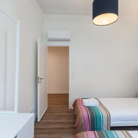 Flh Graça Charming Duplex With Small Pool